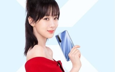 realme真我X50 5G今晚開(kāi)售 前置超廣角鏡頭2499元起