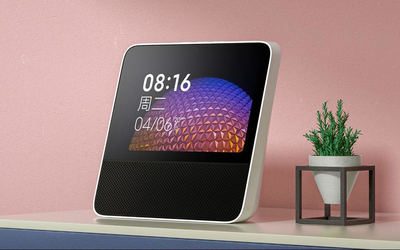 Redmi小愛觸屏音箱8英寸發(fā)布：多設備視頻通話349元