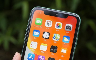 iPhone 12系列機模曝光長相像錘子？羅永浩這樣回應(yīng)