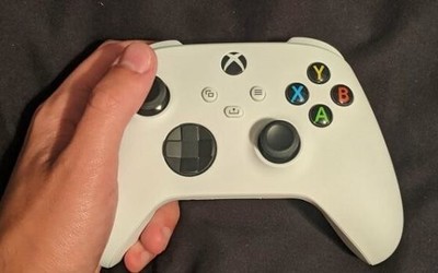 Xbox Series S確認存在？Xbox白色手柄提前偷跑曝光